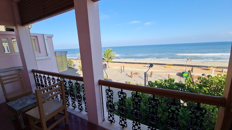 Cours Chabrol - Cours Chabrol 60, Goubert Ave, White Town, Puducherry, 605001, India