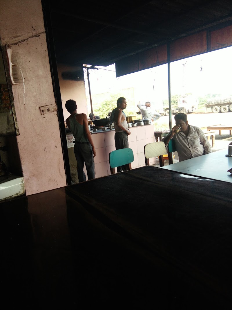 Jd dhaba - Jd dhaba, JM9R+25Q, Simga - Kawardha Rd, Chhattisgarh 491335, India