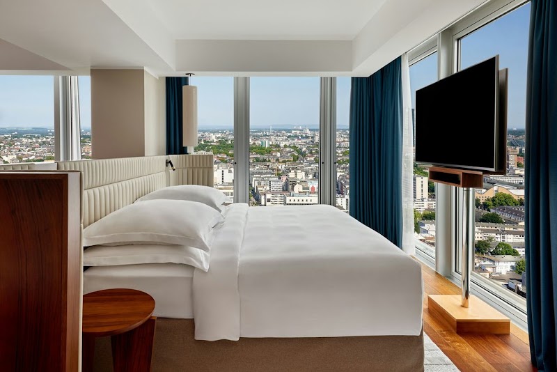 JW Marriott Hotel Frankfurt - JW Marriott Hotel Frankfurt, Thurn-und-Taxis-Platz 2, 60313 Frankfurt am Main, Germany