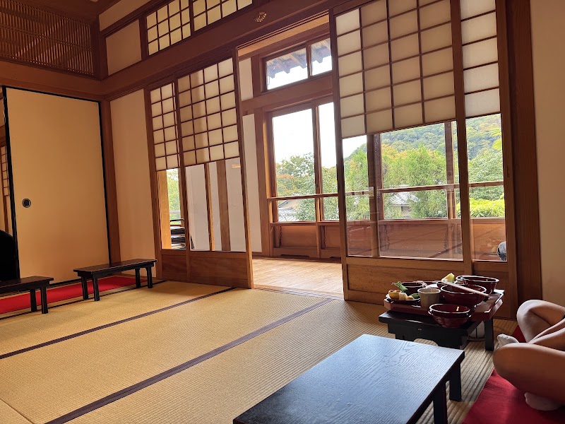 Shigetsu - Shigetsu Japan, 〒616-8385 京都府京都市右京区嵯峨天龍寺芒ノ馬場町６８