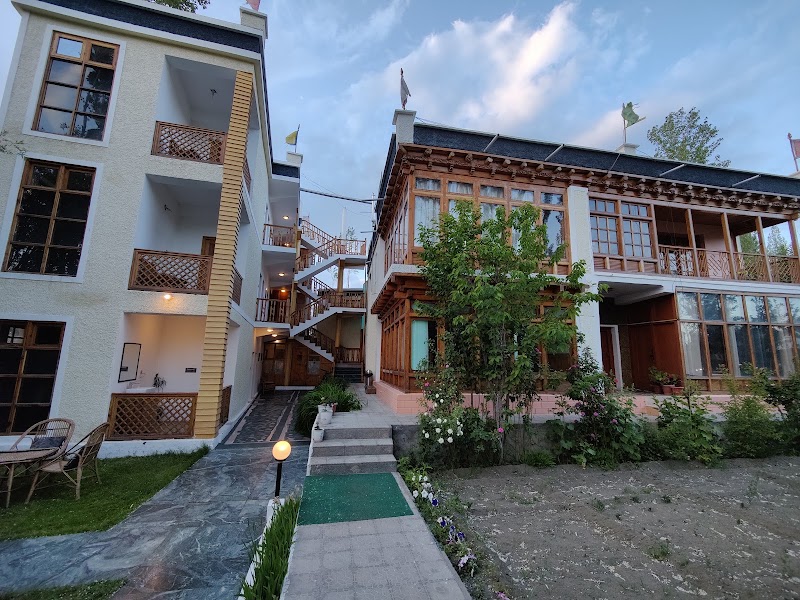 Hotel Ladakh Greens