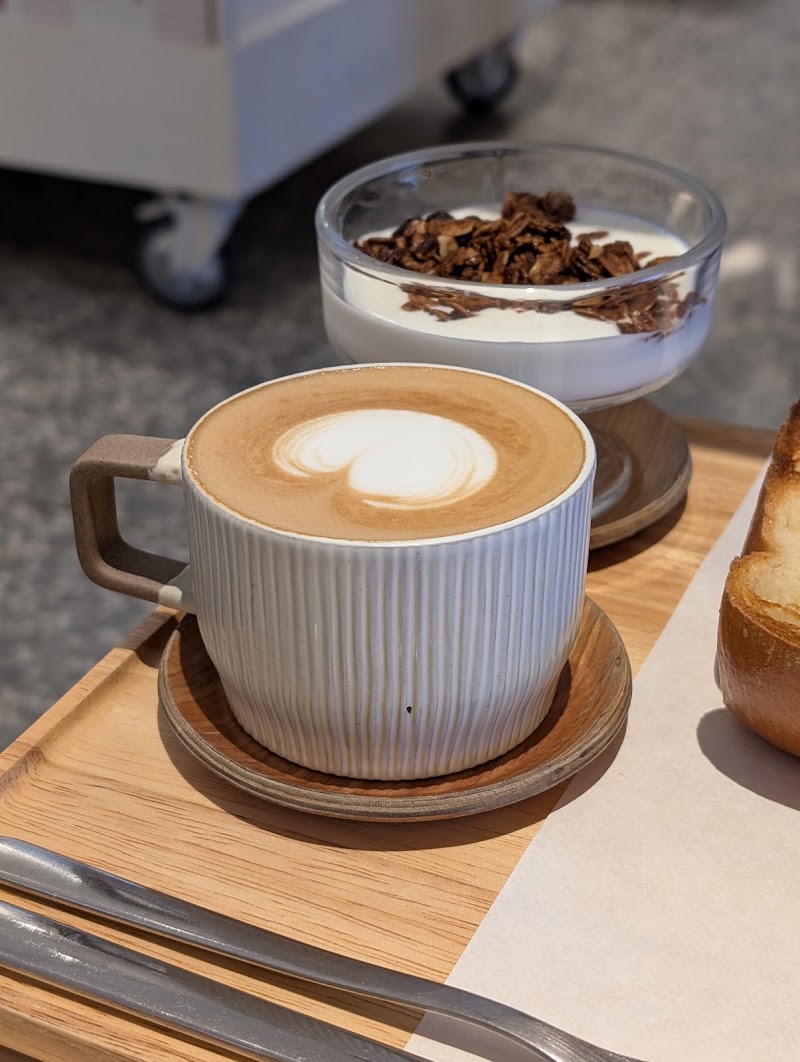 COFFEE TO (國家攝影文化中心門市) - COFFEE TO (國家攝影文化中心門市), 100, Taiwan, Taipei City, Zhongzheng District, Liming Village, 忠孝西路一段70號1樓