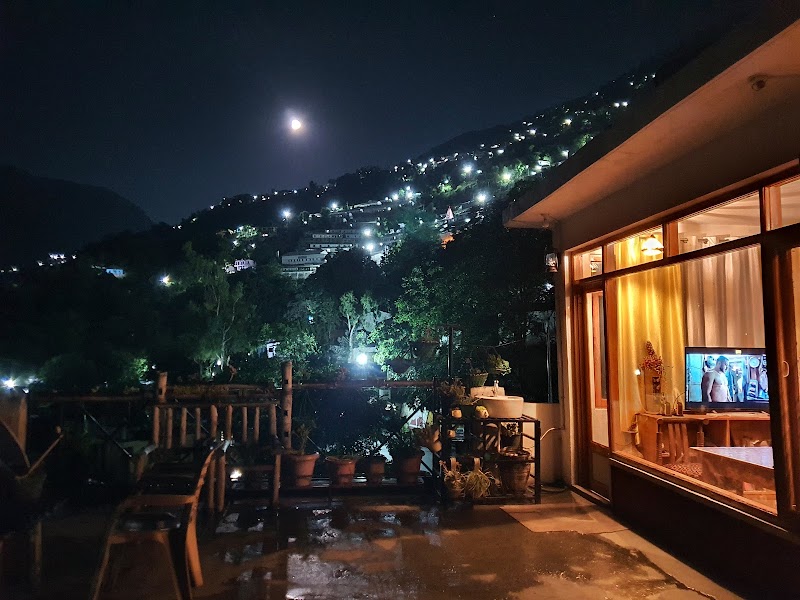 Himalayan Abode Joshimath !! Home Stay !! - Himalayan Abode Joshimath !! Home Stay !! Badrinath Road, Near J P Company, GREF camp, HH72+F8G, Road, near Rope way, Marwari Village, Badrinath, Joshimath, Uttarakhand 246443, India