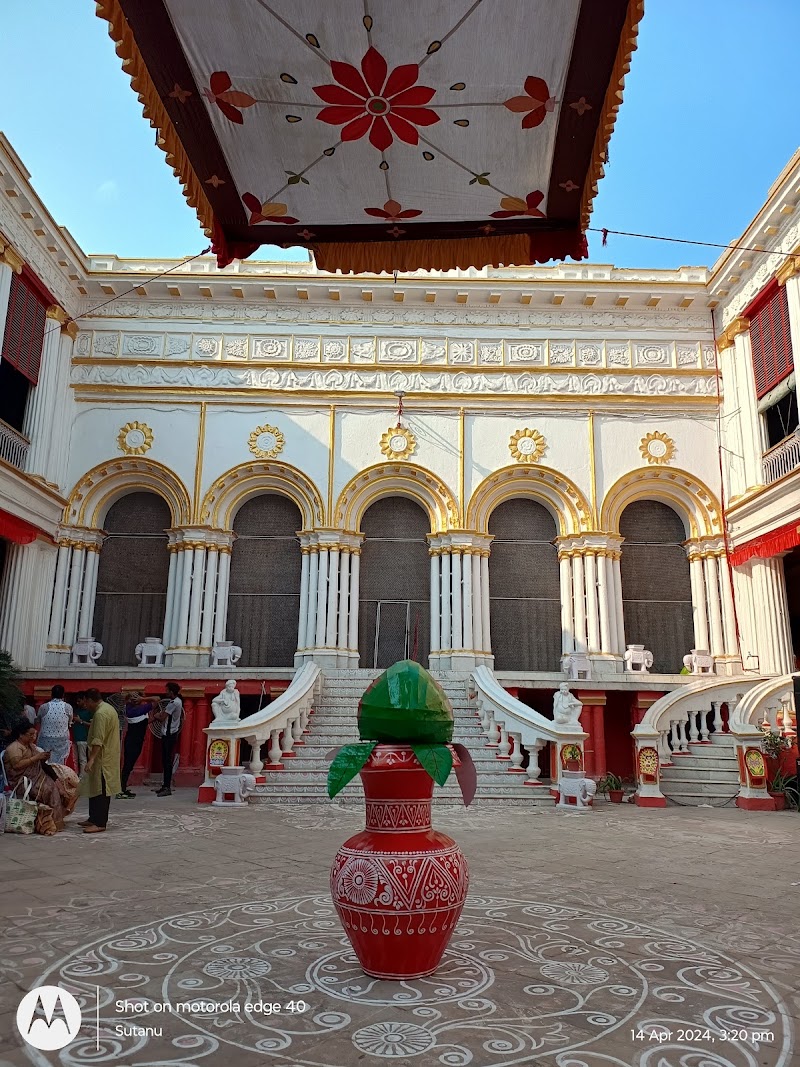 Pathuriaghata Rajbari (Khelat Ghose’s Residence) - Pathuriaghata Rajbari (Khelat Ghose’s Residence) 69, Pathuria Ghat St, Malapara, Santoshpur, Jorabagan, Kolkata, West Bengal 700006, India