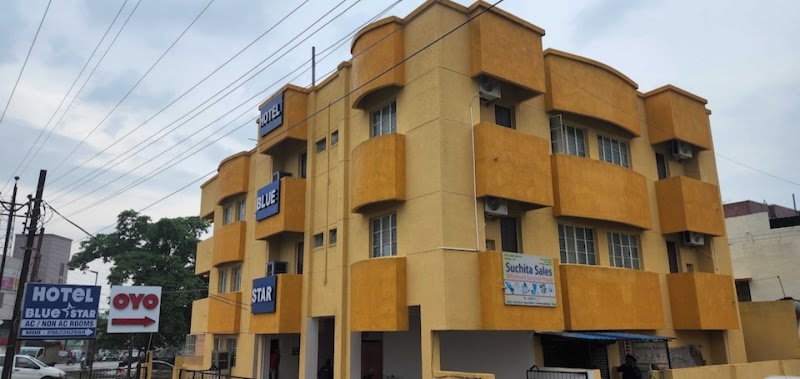Pop Hotel Blue Star