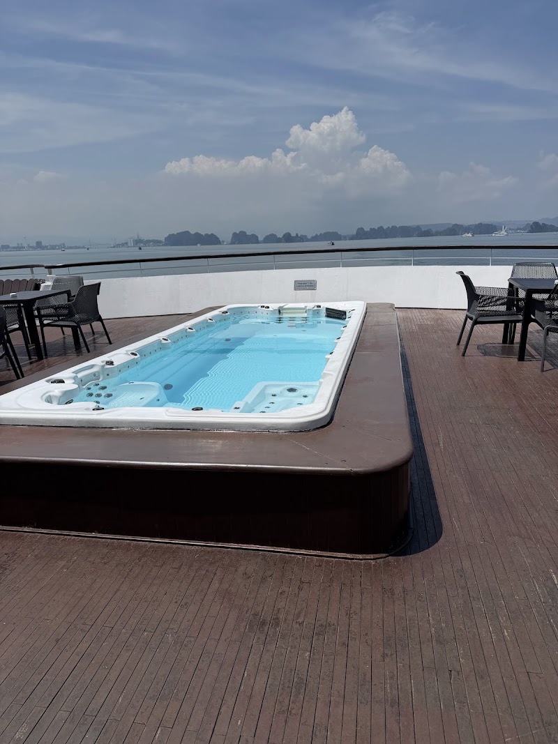Ambassador Signature Cruise - Lan Ha Bay - Ambassador Signature Cruise - Lan Ha Bay, Cảng tàu khách quốc tế, Bãi Cháy, Quảng Ninh 200000, Vietnam