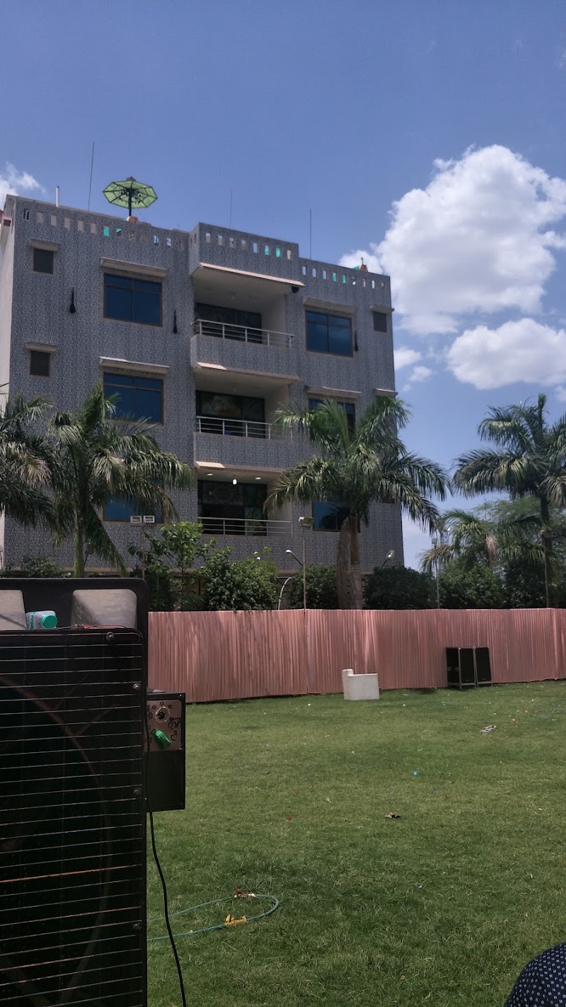 Sundaram Marriage Resort garden - Sundaram Marriage Resort garden 8MJ3+W3G, Unnamed Road, Tilak Nagar, Bhilwara, Rajasthan 311001, India