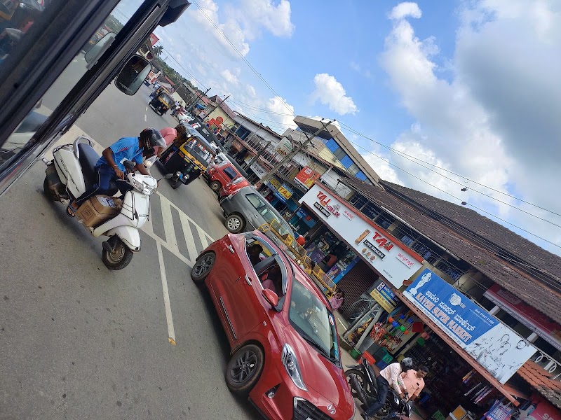 Gonikoppa - Gonikoppa, Karnataka, India