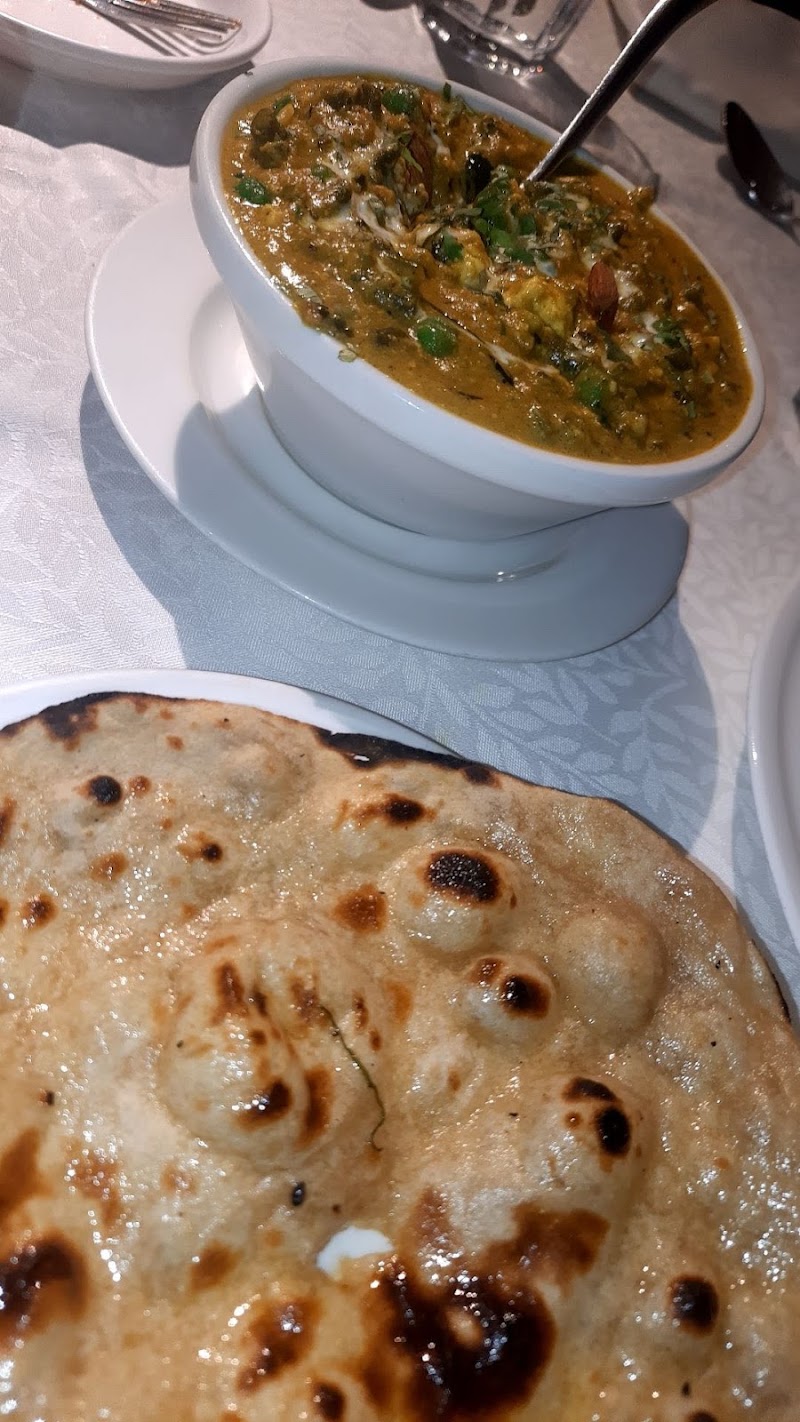 Landmark Veg Fine Dine - Landmark Veg Fine Dine BJ Patel Rd, opp. SNDT College, opp. Ramchandra Lane, Malad, Kanchpada, Malad West, Mumbai, Maharashtra 400064, India