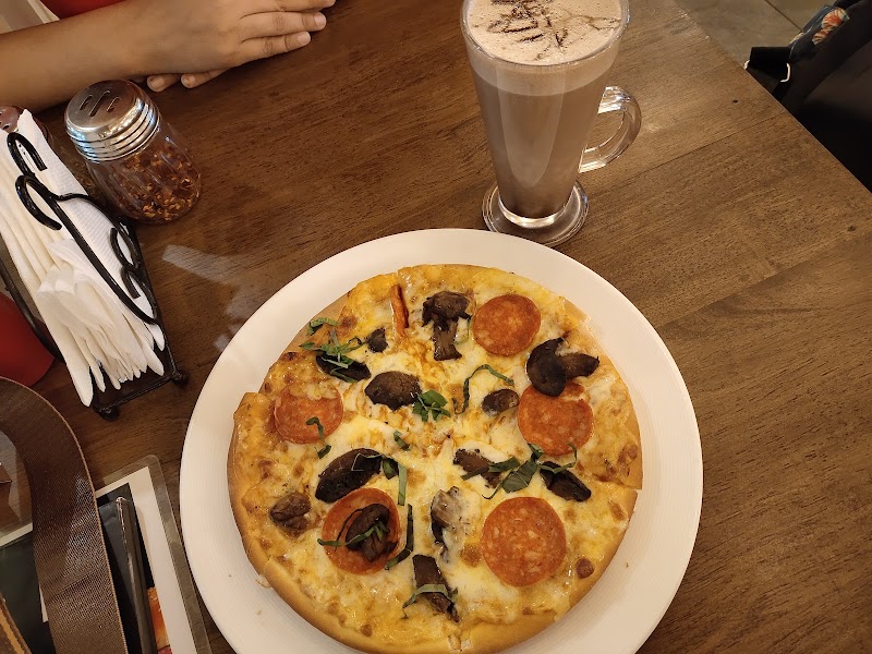 SAMVENE The Bagel Cafe (Bagel, Pizza, Pasta, Coffee, Smoothies) - SAMVENE The Bagel Cafe (Bagel, Pizza, Pasta, Coffee, Smoothies) Mith Chowky, Off Link Road, Malad, Orlem, Malad West, Mumbai, Maharashtra 400064, India
