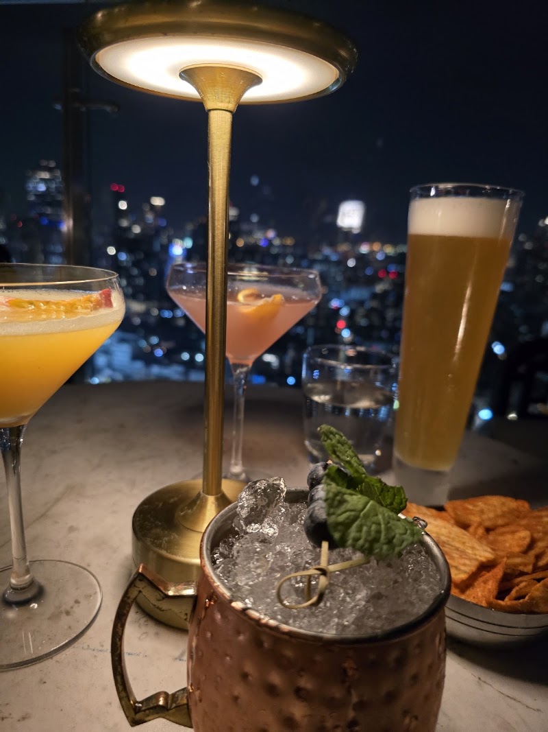 Yào Rooftop Bar & Lounge - Yào Rooftop Bar & Lounge, Rooftop of Bangkok Marriott Hotel The Surawongse 262 Surawong Rd, 262 ถ. สุรวงศ์ แขวงสี่พระยา เขตบางรัก กรุงเทพมหานคร 10500, Thailand