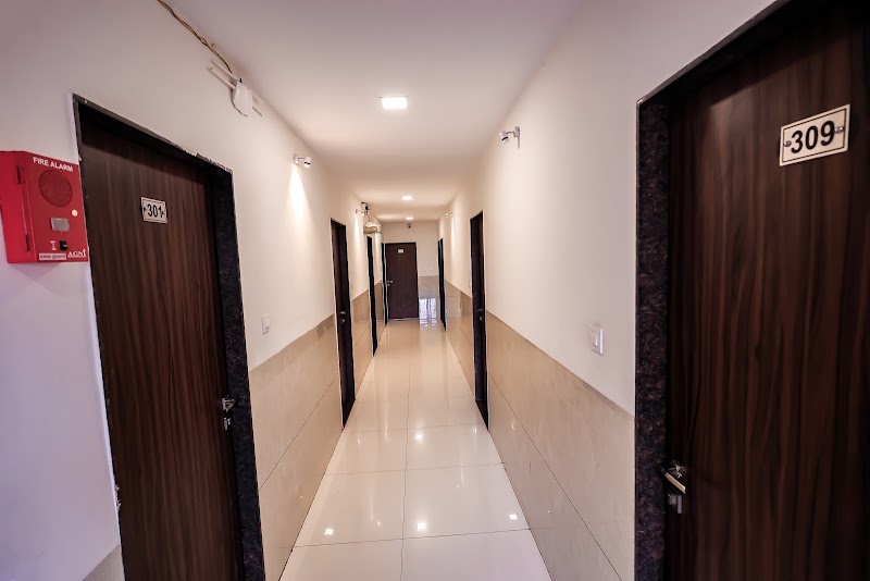 Hotel Konark Nest - Hotel Konark Nest 786, Scheme No 78 - II, Sector B, Vijay Nagar, Part II, Scheme 78, Vijay Nagar, Indore, Madhya Pradesh 452010, India