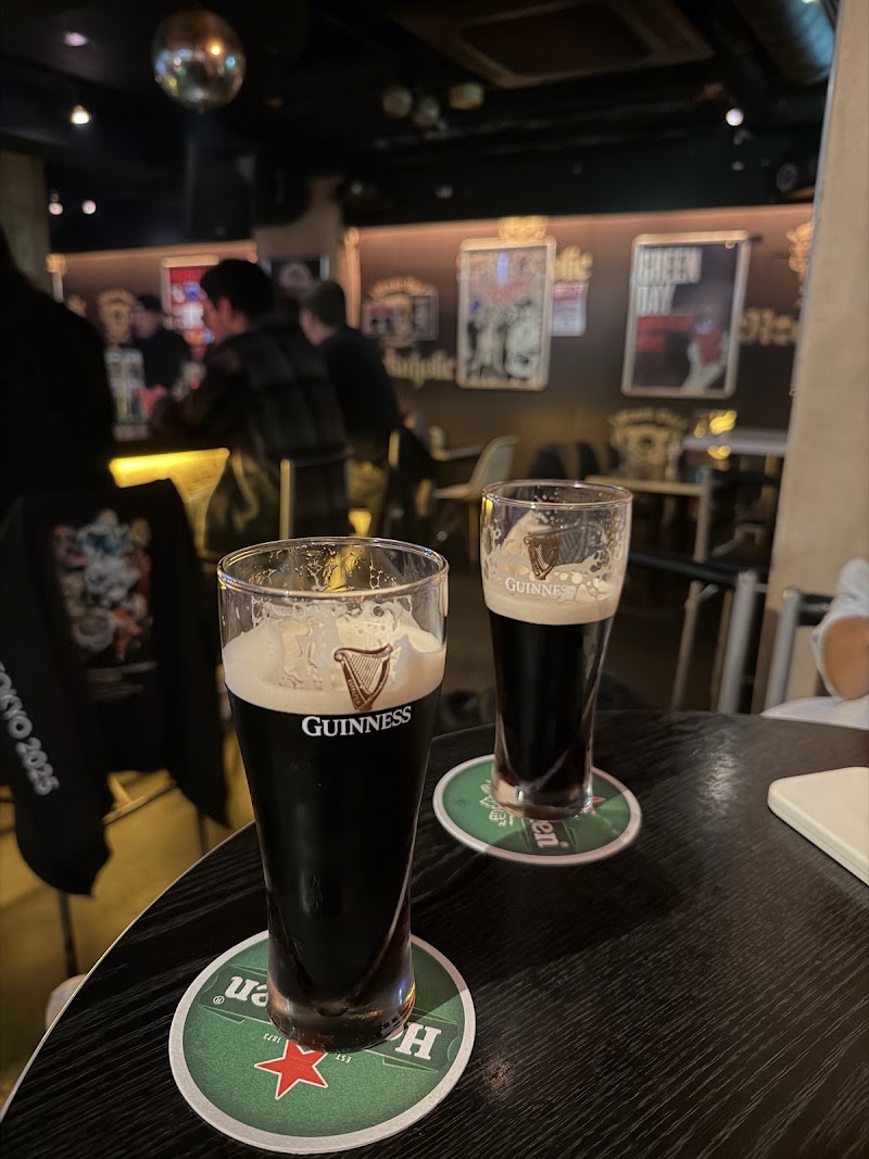 MUSIC BAR ROCKAHOLIC Shibuya - MUSIC BAR ROCKAHOLIC Shibuya Japan, 〒150-0042 Tokyo, Shibuya, Udagawachō, 11−１ 柳 光 ビル 別館 B1