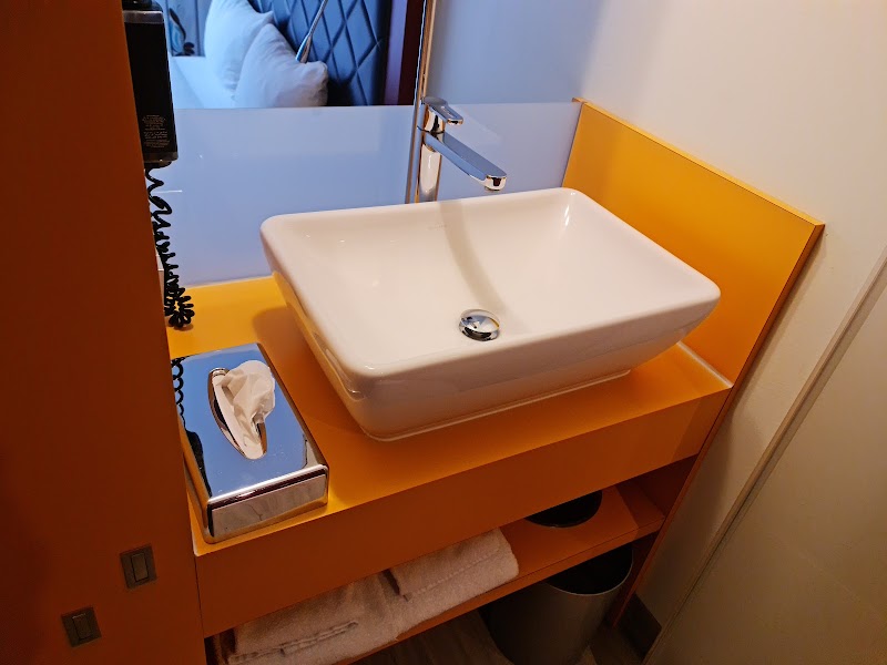 ibis Styles Hotel Berlin Mitte - ibis Styles Hotel Berlin Mitte Brunnenstraße 1-2, 10119 Berlin, Germany