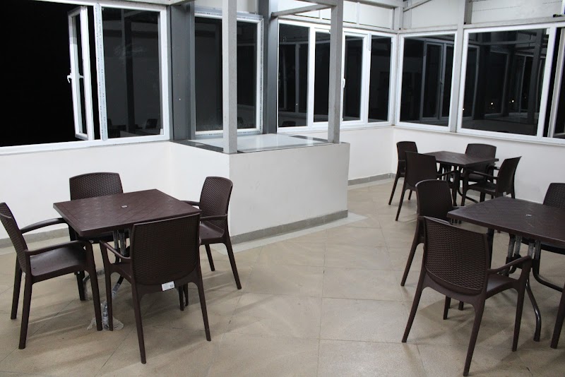 Hotel Forest View, Mahabaleshwar - Hotel Forest View, Mahabaleshwar Hotel Forest View, 299/B, Behind hotel Latanand Residency, Tanu Patel Street Main Market, Mahabaleshwar, Maharashtra 412806, India