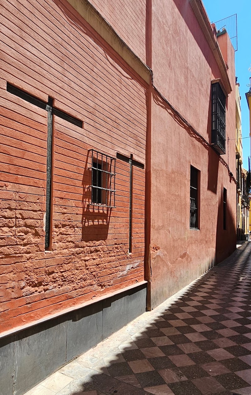 Las Cruces - Las Cruces C. Cruces, 10, Casco Antiguo, 41004 Sevilla, Spain