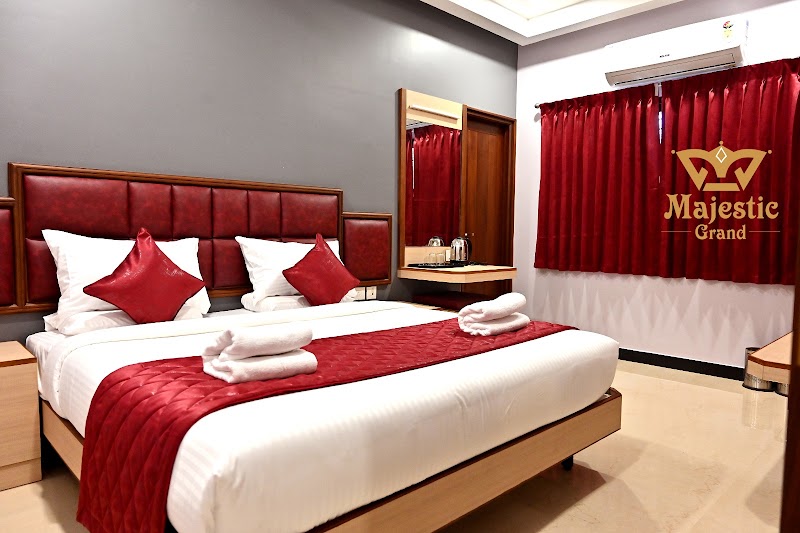 Hotel Majestic Grand Madurai - Hotel Majestic Grand Madurai, Plot No.77, Pallivasal Street, Anna Nagar, Madurai, Sathamangalam, Tamil Nadu 625020, India