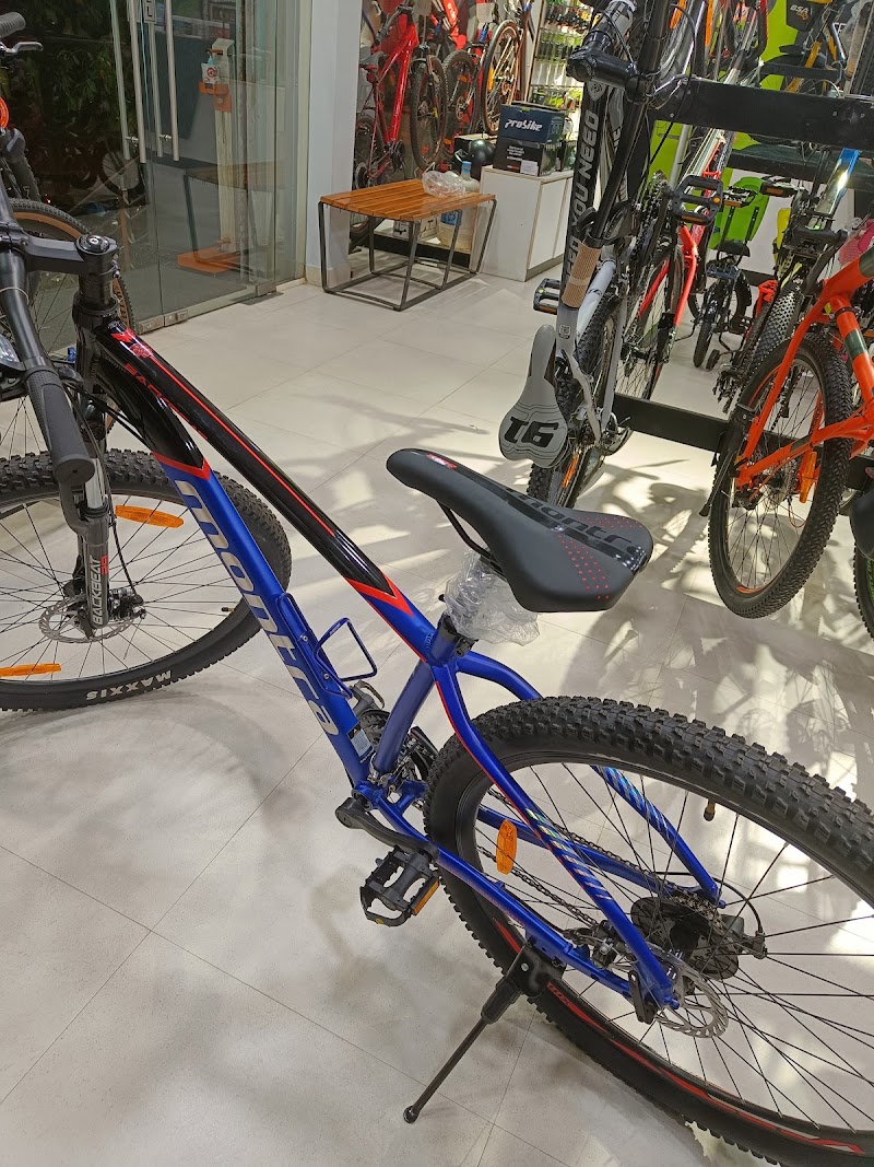 Cycle Republic's Track & Trail - HSR Bangalore - Multibrand Cycles, Spares, Accessories Sales & Service - Cycle Republic's Track & Trail - HSR Bangalore - Multibrand Cycles, Spares, Accessories Sales & Service 1585, 27th Main Rd, Sector 2, HSR Layout, Bengaluru, Karnataka 560102, India