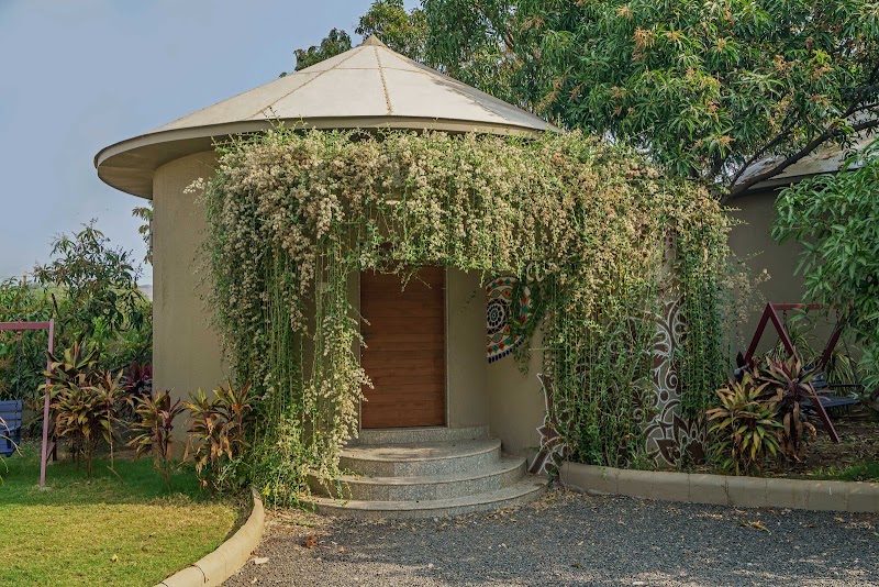 Sterling Gir - Sterling Gir, Rudra Resort Rd, near Hiran River, Chitrod, Sasan Gir, Gujarat 362135, India