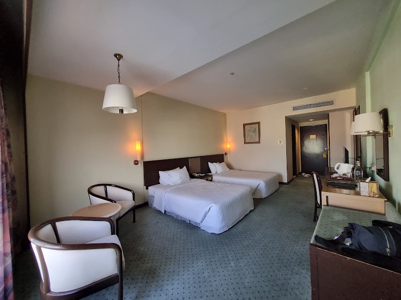 Hotel Cambodiana - Hotel Cambodiana, 313 Preah Sisowath Quay Phnom Penh, Phnom Penh 12206, Cambodia