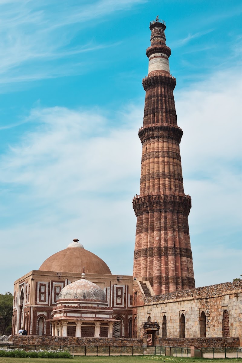 Qutb Minar - Qutb Minar Seth Sarai, Mehrauli, New Delhi, Delhi 110030, India