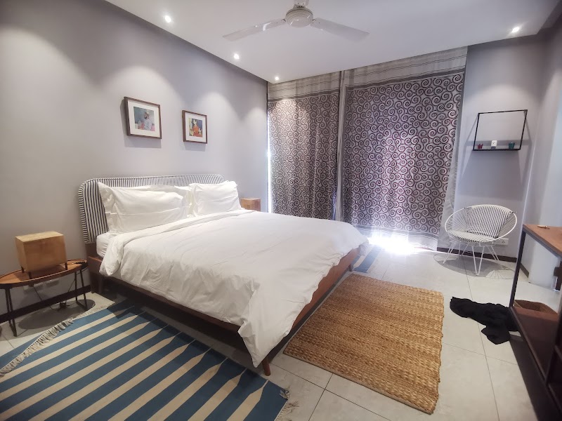 Bungalow 99 - Bungalow 99, C-99, Chandi Vithi Rd, Block C, Defence Colony, New Delhi, Delhi 110024, India