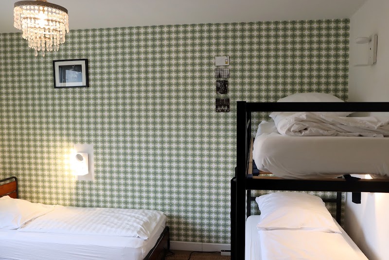 Weltempfänger Backpacker Hostel - Weltempfänger Backpacker Hostel Venloer Str. 196, 50823 Köln-Ehrenfeld, Germany