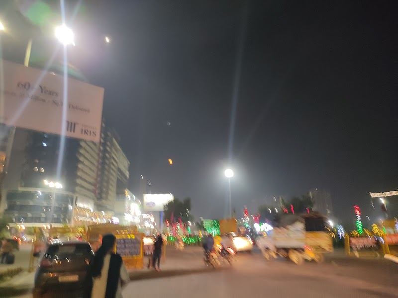 Greater Noida West Road - Greater Noida West Road, Greater Noida W Rd, Uttar Pradesh, India