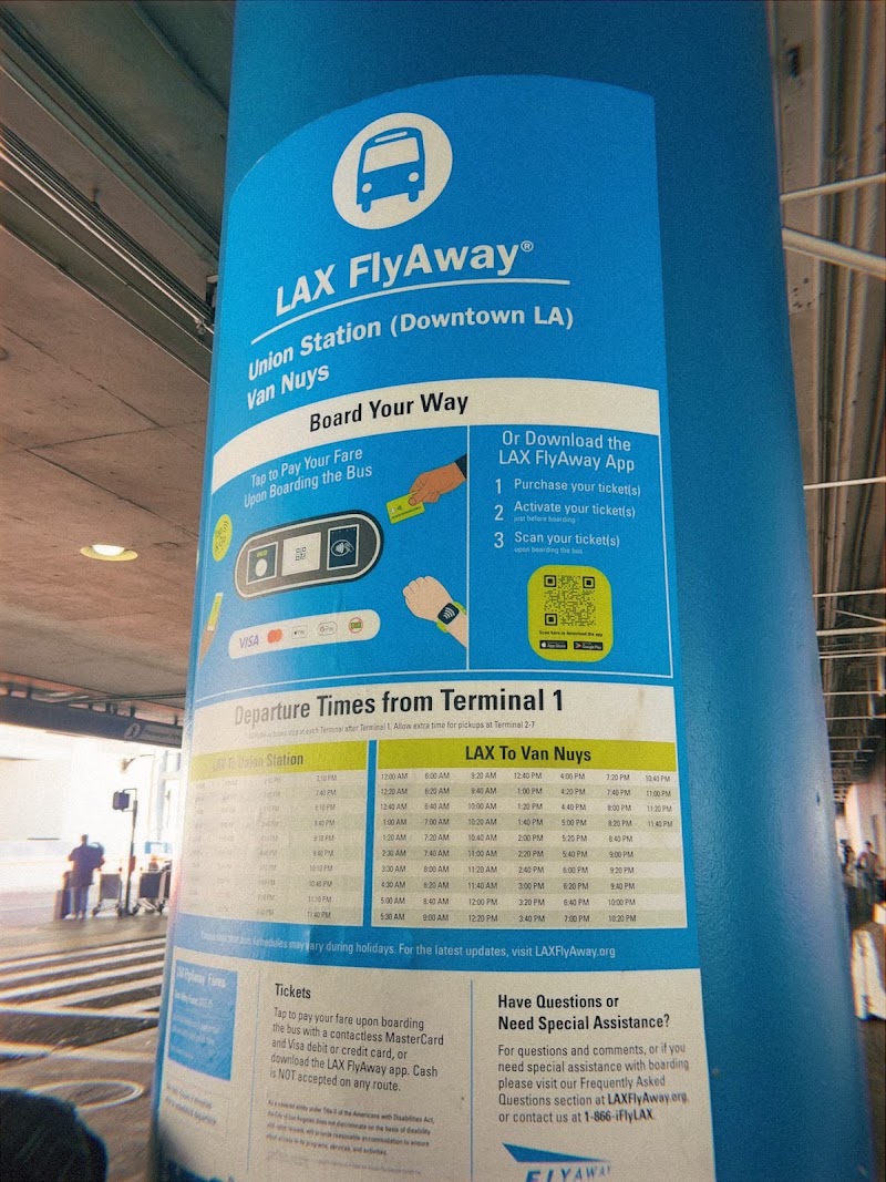 LAX Terminal 6 Lower Level FlyAway Stop - LAX Terminal 6 Lower Level FlyAway Stop, Los Angeles, CA 90045, USA