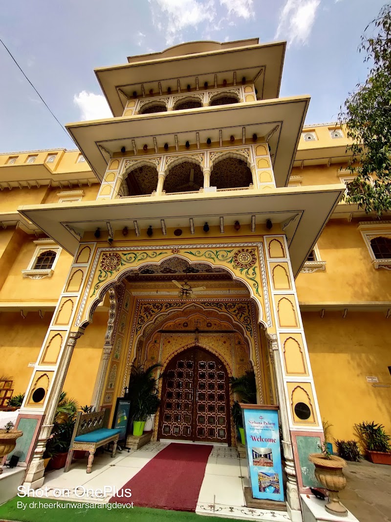 NIRBANA HERITAGE SPA - NIRBANA HERITAGE SPA, 4D, villa Khasa khoti circle, railway station, Mirza Ismail Rd, near sindhi camp, Chanakyapuri, Kanti Nagar, Bani Park, Jaipur, Jaipur Nagar Nigam Area, Rajasthan 302001, India