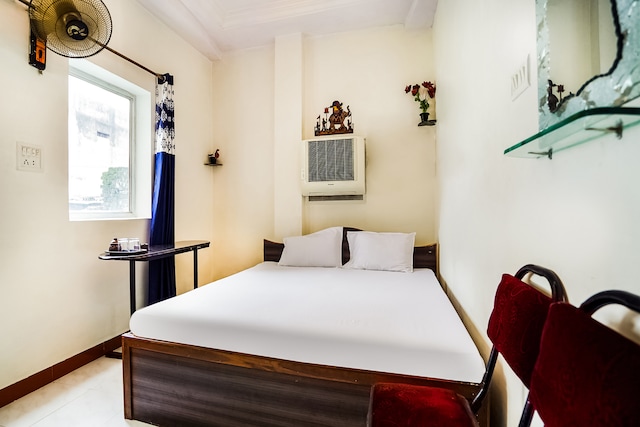 Hotel Shri Gurukripa - Hotel Shri Gurukripa SH 14, Pushp Vihar Colony, Shah Colony, Bina Railway Colony, Bina, Madhya Pradesh 470113, India