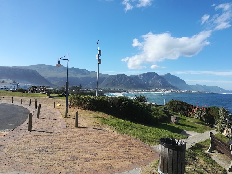 Rondevlei Lake At Betty's Bay - Rondevlei Lake At Betty's Bay, Betty's Bay, 7141, South Africa