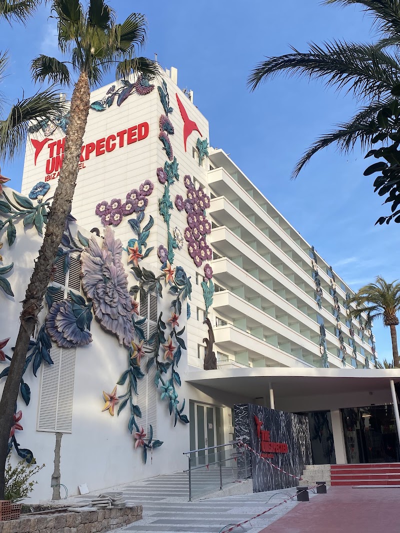 Ushuaïa Ibiza - Ushuaïa Ibiza Ctra. de Platja d'en Bossa, 10, 07817 Sant Jordi de ses Salines, Illes Balears, Spain