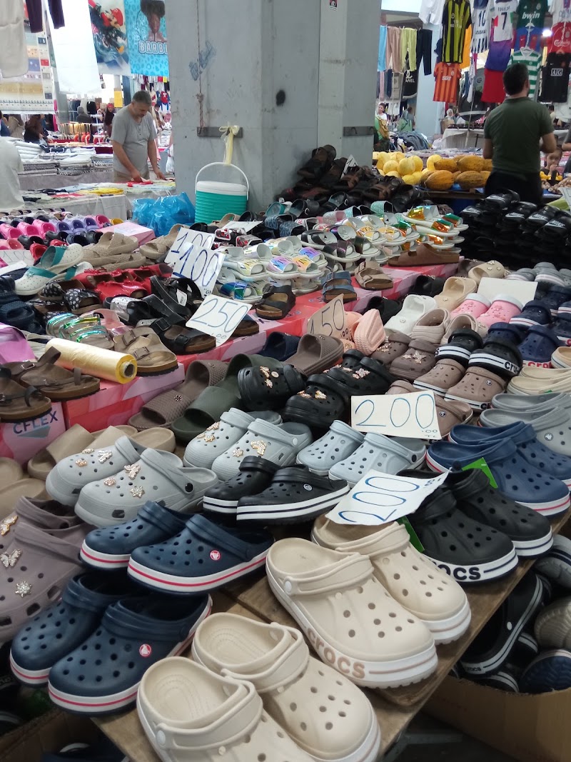 Bazar de Kadikoy Sali Pazari - Bazar de Kadikoy Sali Pazari, Hasanpaşa, Uzunçayır Cd. No:50, 34722 Kadıköy/İstanbul, Türkiye