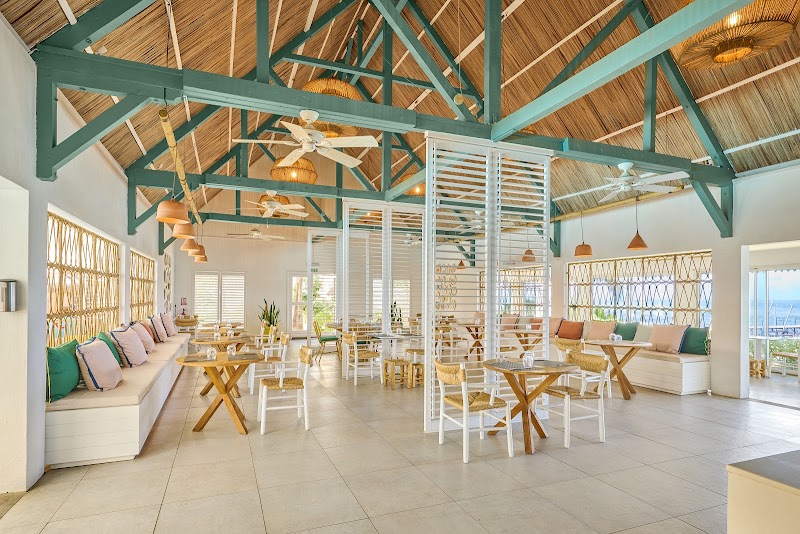 Tropical Attitude Hotel - Tropical Attitude Hotel Royal Road, La Pelouse, B59, Trou d'Eau Douce 54703, Mauritius
