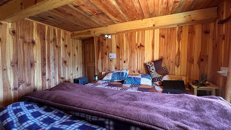 The Vibes Homestay - The Vibes Homestay, Post office, Gadagushain, Gadagusshain, Shukad, Himachal Pradesh 175123, India