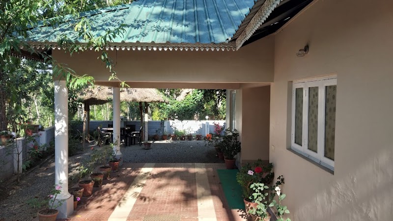 Goodluck villa - Goodluck villa P.O, Chinnakanal Suryanelli Rd, Suryanelli, Kerala 685618, India