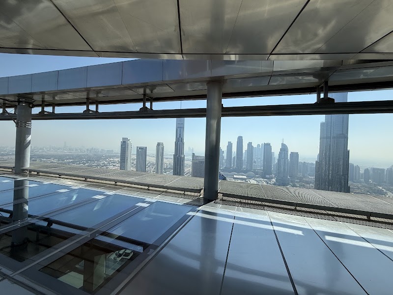 Sky View - Sky View 783P+W4J Street # 27 - برج خليفة - دبي - United Arab Emirates