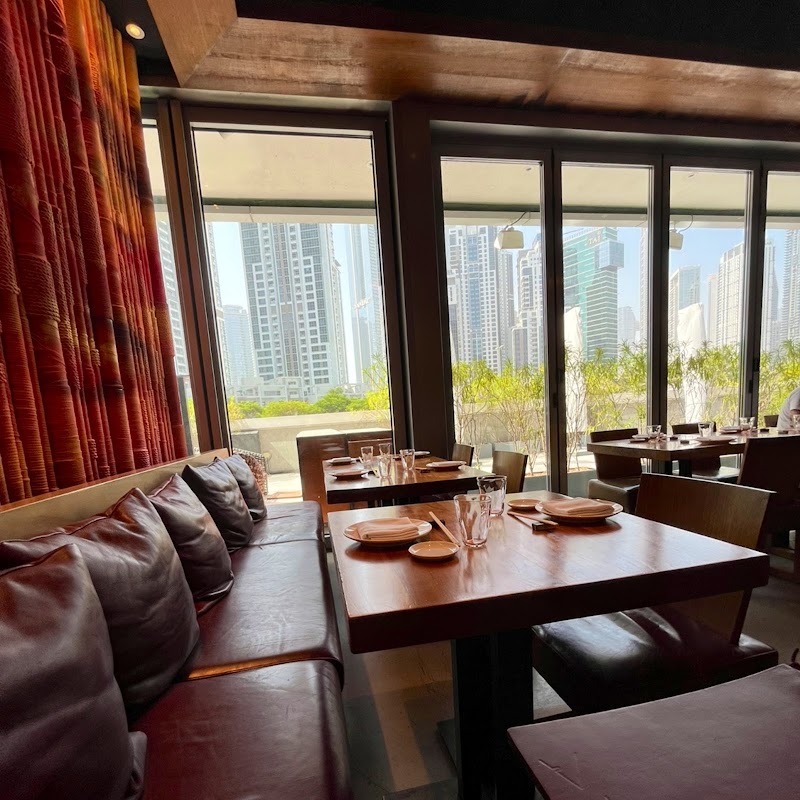 ROKA Dubai - ROKA Dubai The Opus by Omniyat Level 1 - الخليج التجاري - دبي - United Arab Emirates
