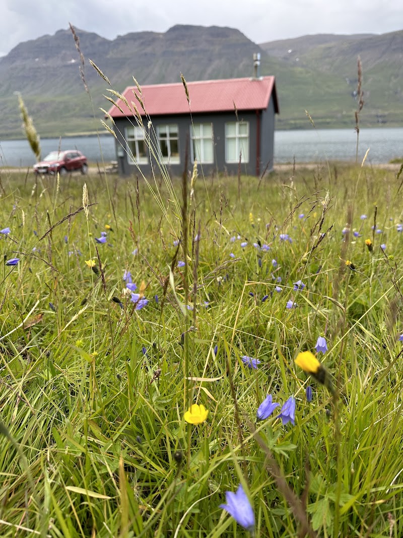 Sæberg, Old School in Eyrar - Sæberg, Old School in Eyrar 74RP+843, Hafnargata, 710 Seyðisfjörður, Iceland
