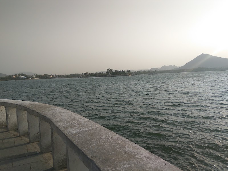 Fateh Sagar Pal
