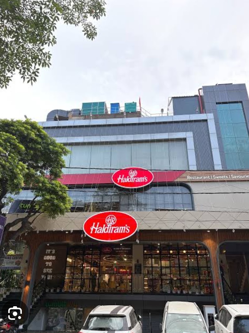 Haldiram's - Kotla - Haldiram's - Kotla Plot No 1509, Bhishma Pitamah Marg, South Extension, Wazir Nagar, New Delhi, Delhi 110003, India