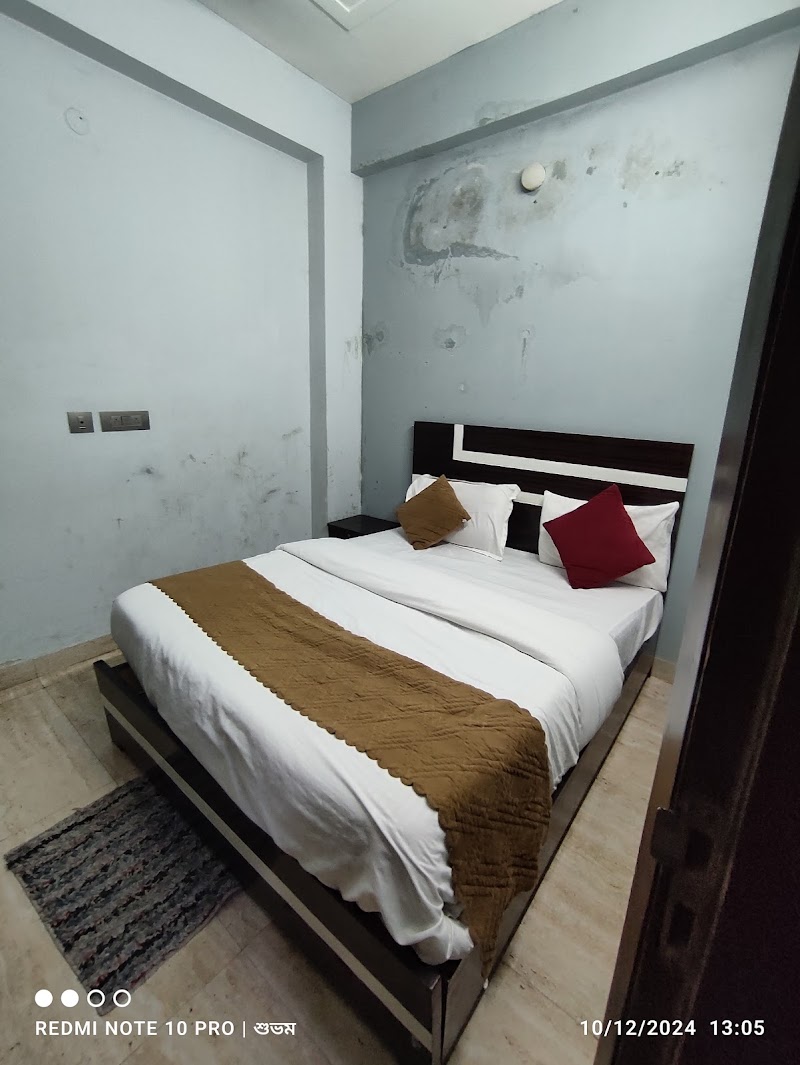 Hotel Soho 62 - Hotel Soho 62 J983+5WM, Rajiv Vihar Rd, Phase 2, Khora Colony, Sector 62A, Noida, Uttar Pradesh 201020, India