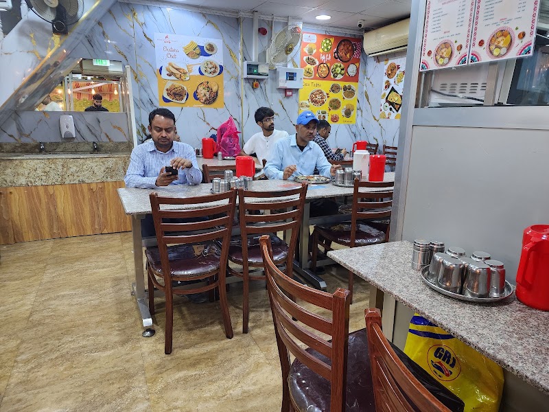 Prosperity Vegetarian Restaurant - Prosperity Vegetarian Restaurant 25C St - Al Souq Al Kabeer - Al Fahidi - Dubai - United Arab Emirates