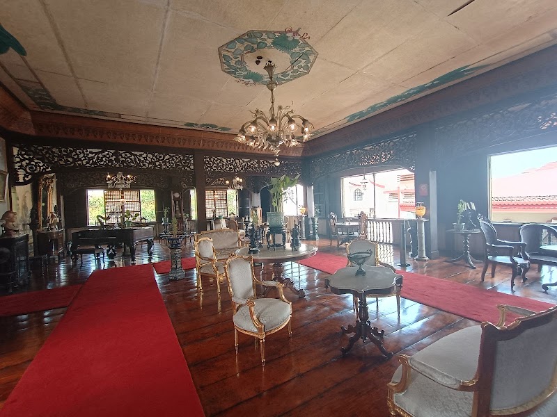 Plaza San Luis Complex - Plaza San Luis Complex, HXQG+V52, General Luna St, Intramuros, Manila, 1002 Metro Manila, Philippines