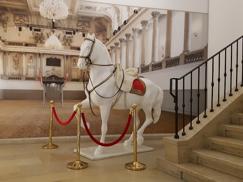 Spanish Riding School - Spanish Riding School, Michaelerplatz 1, 1010 Wien, Austria