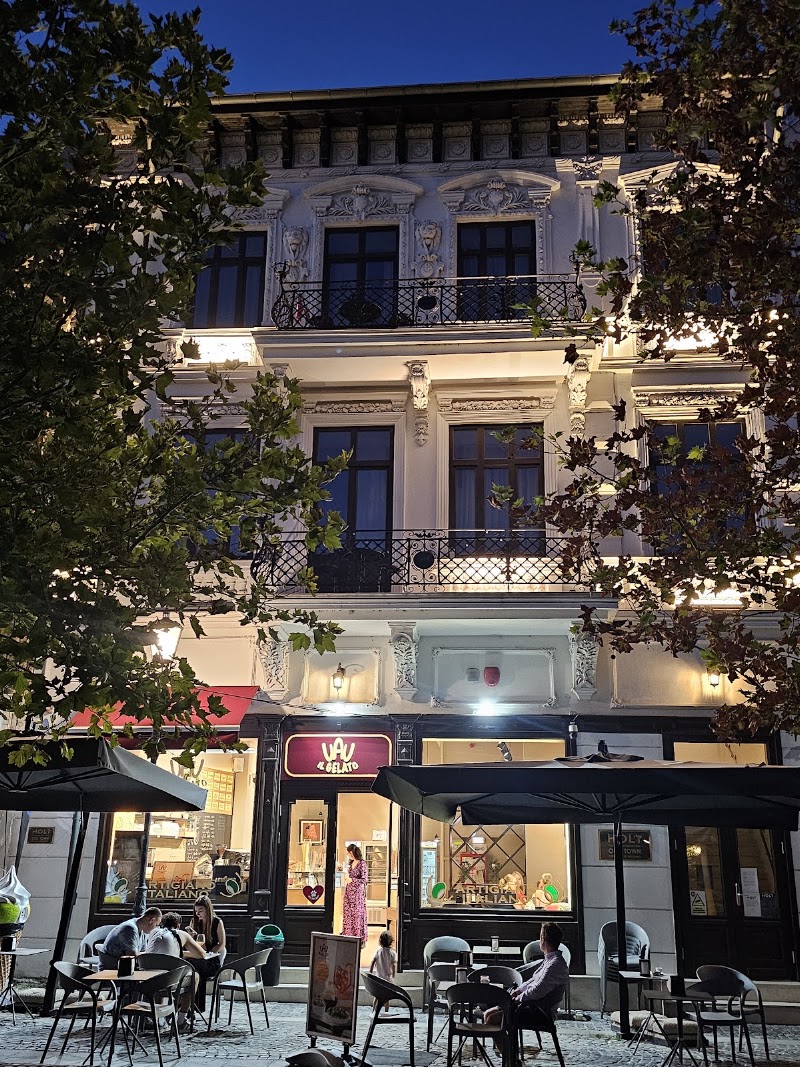 Old Town Luxury Suites - Old Town Luxury Suites Strada Covaci 23, 030167 București, Romania