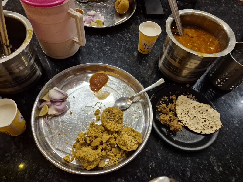 Honey dal bati udaipur Rajasthan - Honey dal bati udaipur Rajasthan Nokha Rd, Nokha, Azad Nagar, Central Area, Udaipur, Rajasthan 313001, India