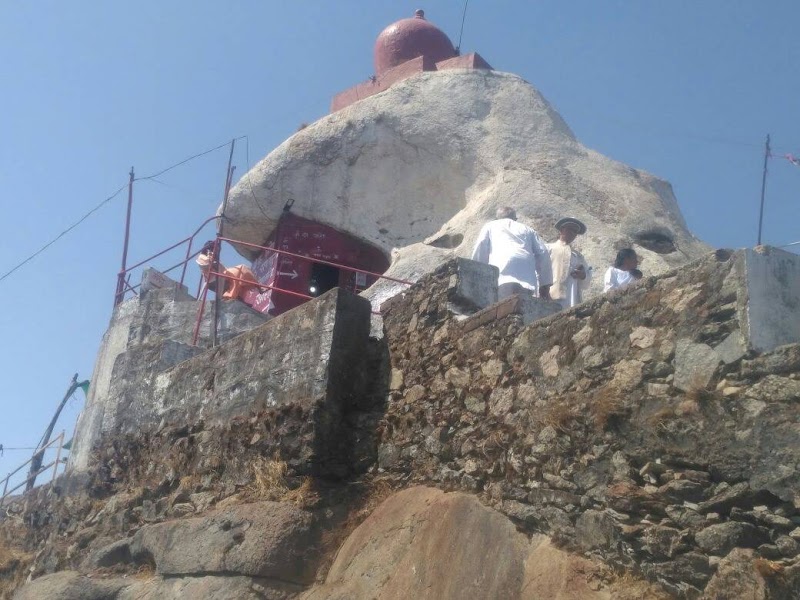 Guru Shikhar Mount Abu - Guru Shikhar Mount Abu JQXG+XR8, Uttaraj path, Uttaraj, Rajasthan 307501, India
