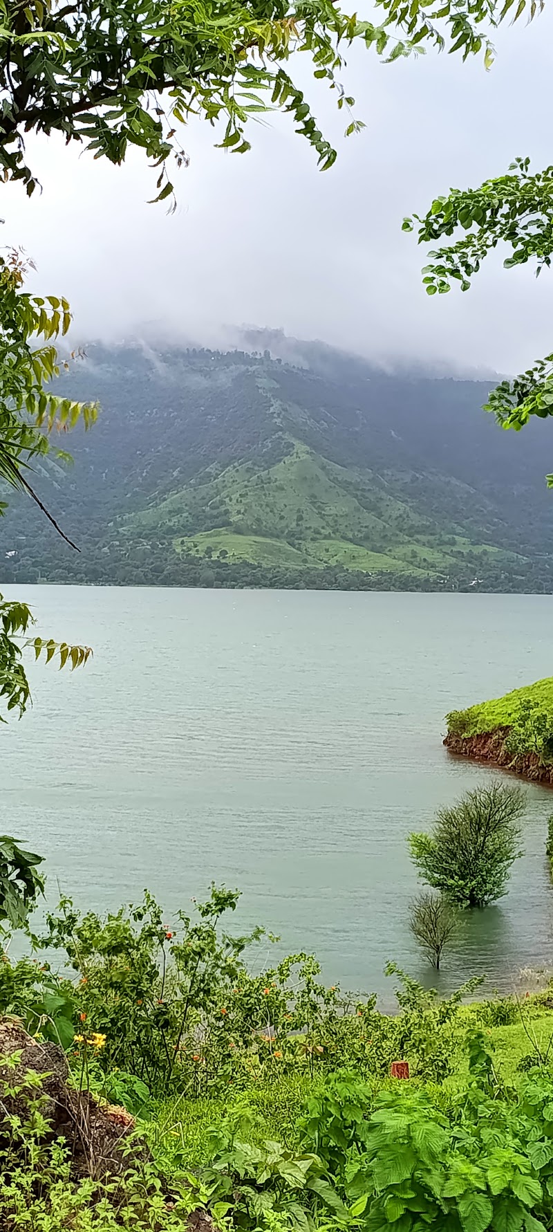 Dhom Dam View - Dhom Dam View, XQ8J+H3V, Wai, Asgaon, Maharashtra 412803, India